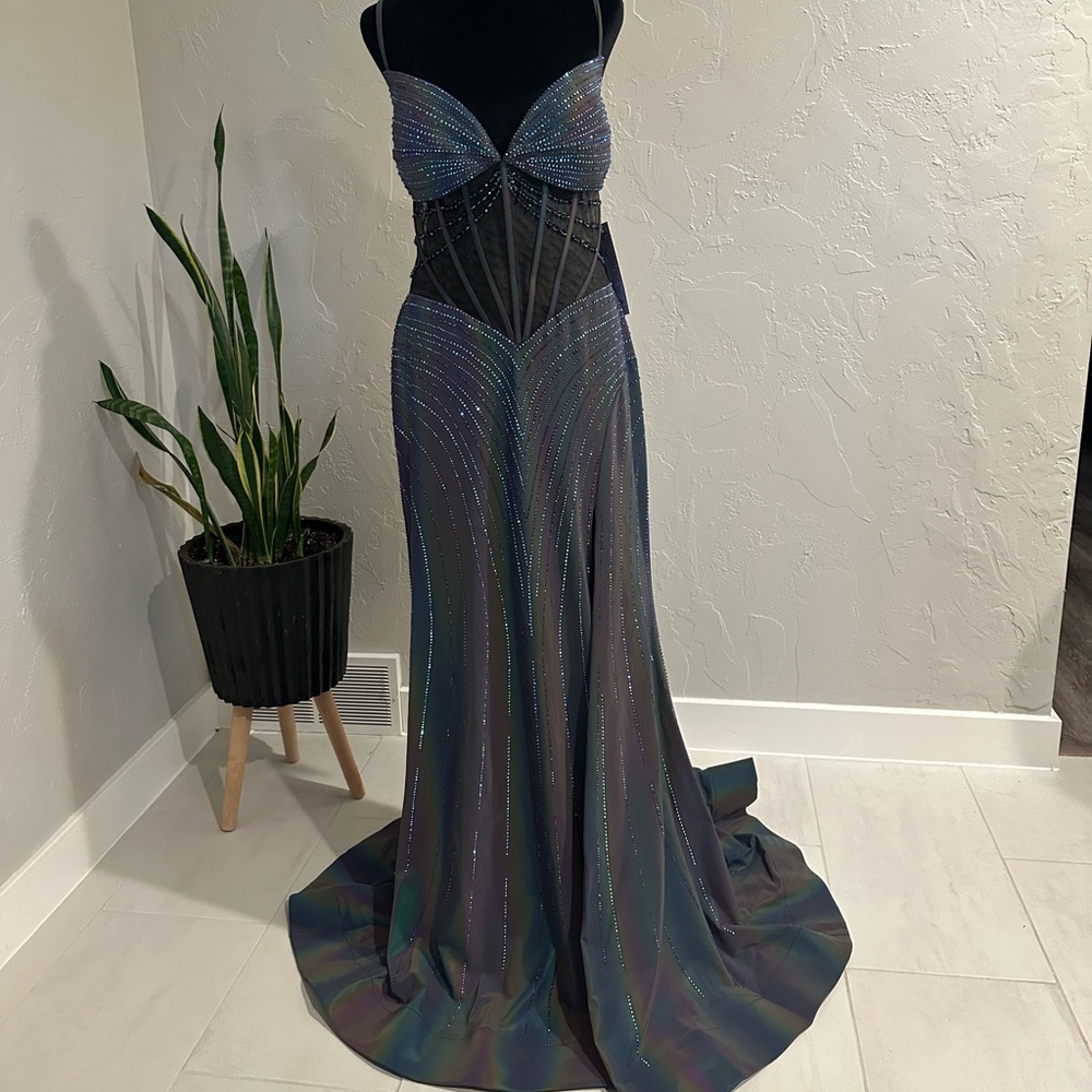 Ellie Wilde supernova dress